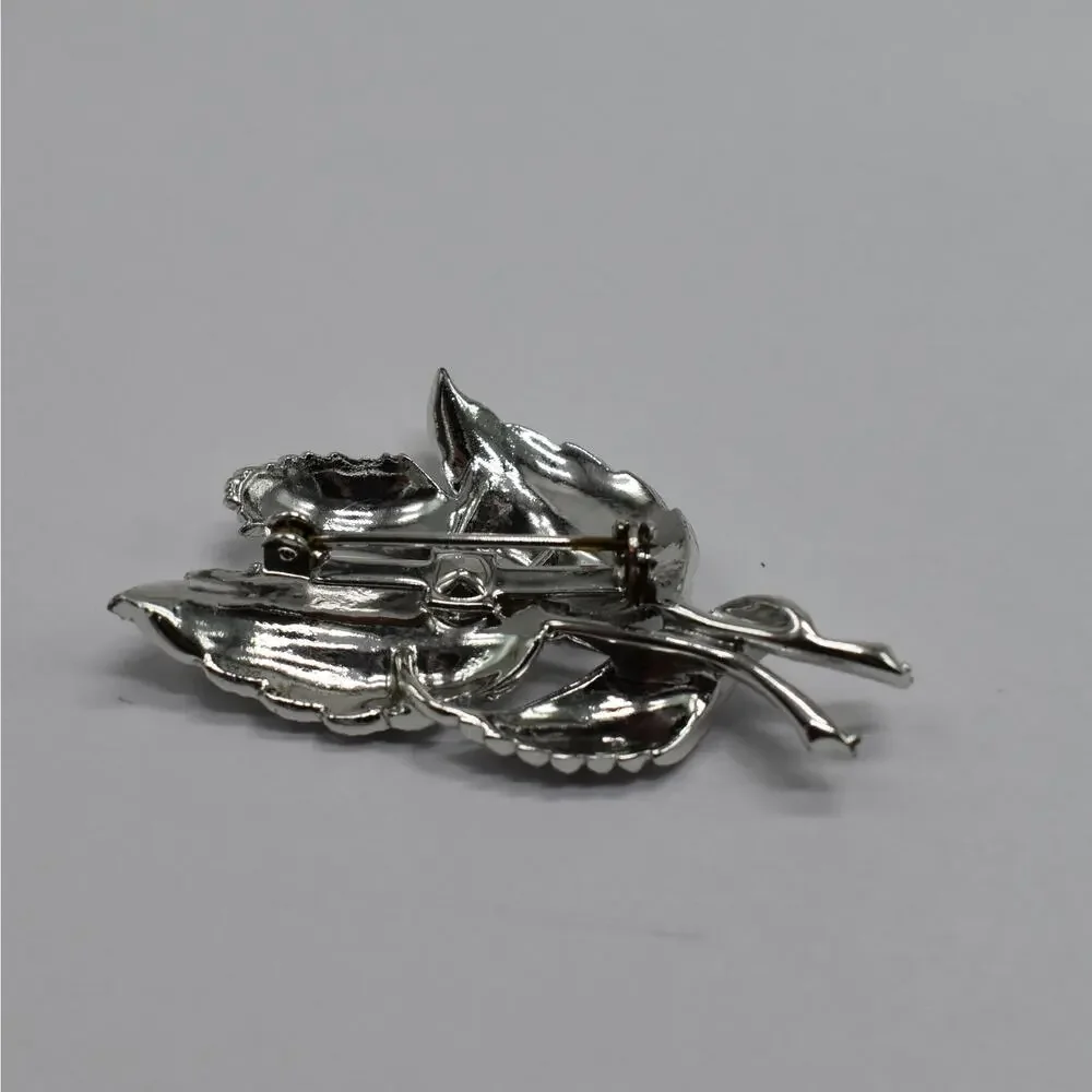 Vintage Silver Tone Leaf Cluster Bouquet Brooch Pin Cottagecore / Boho Vibes